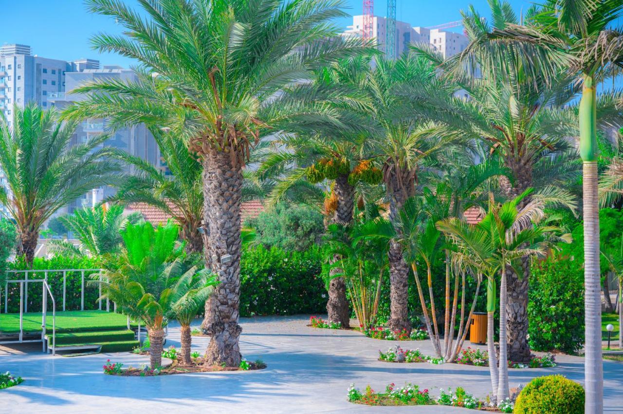 Agamim Hotel Ashkelon Eksteriør bilde